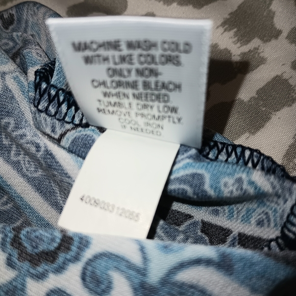 Apt. 9 Blue and Black Paisley Tunic L - Picture 8 of 8